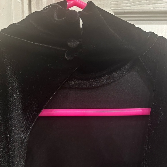 ALIX New York Black Velvet Mock Neck Long Sleeve Bodysuit Size Small - Picture 3 of 6